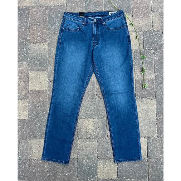 NWT  Buffalo David Bitton slim straight jeans size 38x34 - Picture 2 of 4